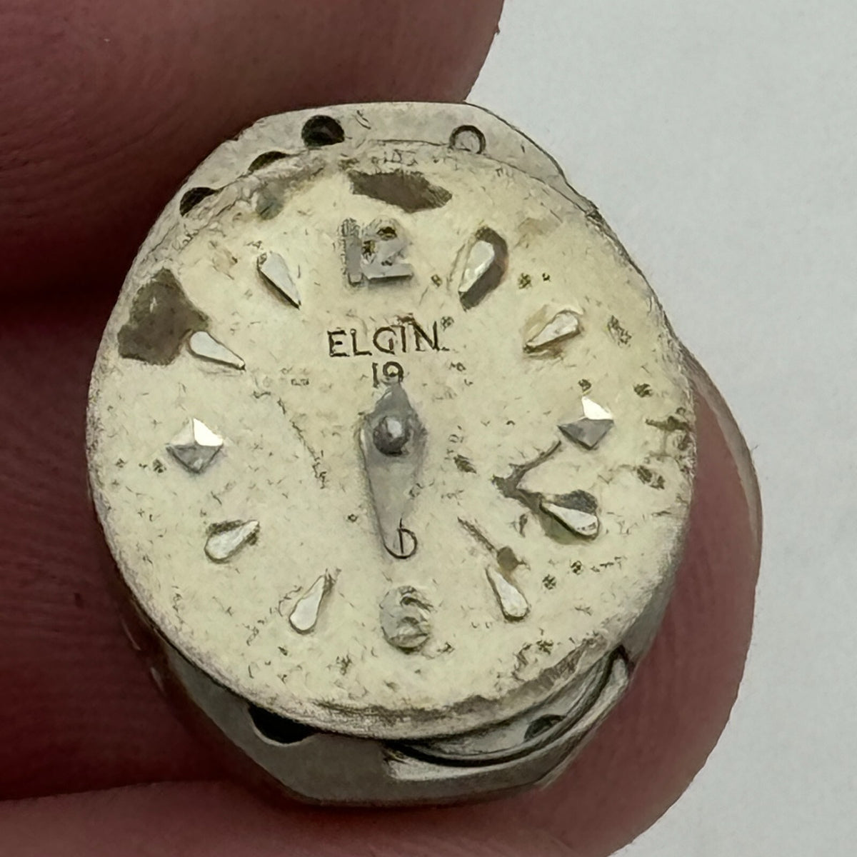 Elgin 832 Watch Movement Ladies Manual Wind Rare 19 Jewels Parts Repair 13.2mm