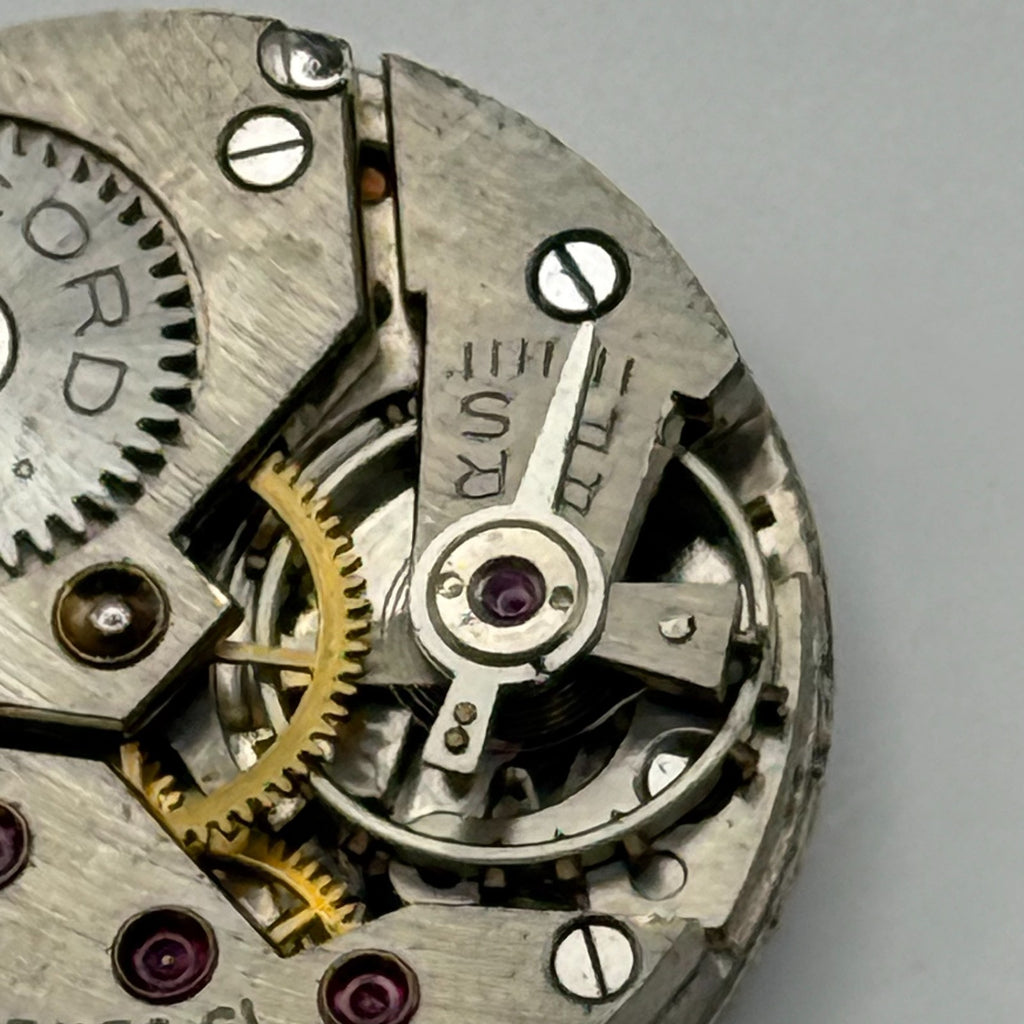 Record 160 Watch Movement - Sub Seconds 15 Jewels - For Parts / Repair - 21.9mm