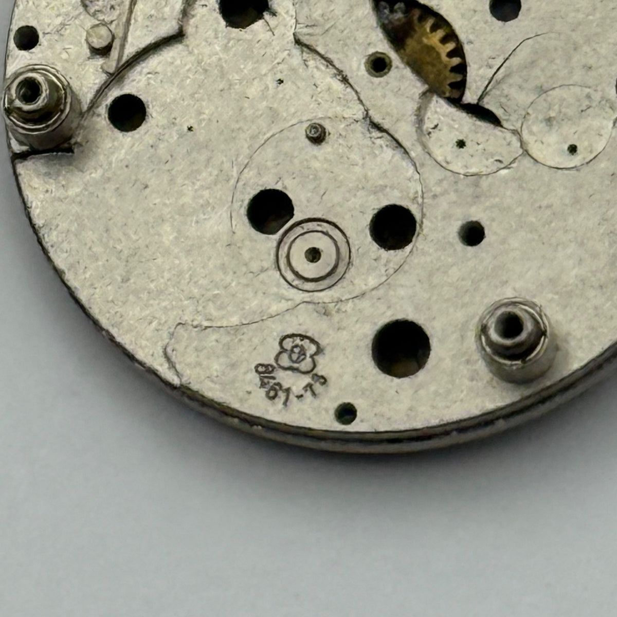 EB 8461-73 Watch Movement - For Parts / Repair - 19.6mm