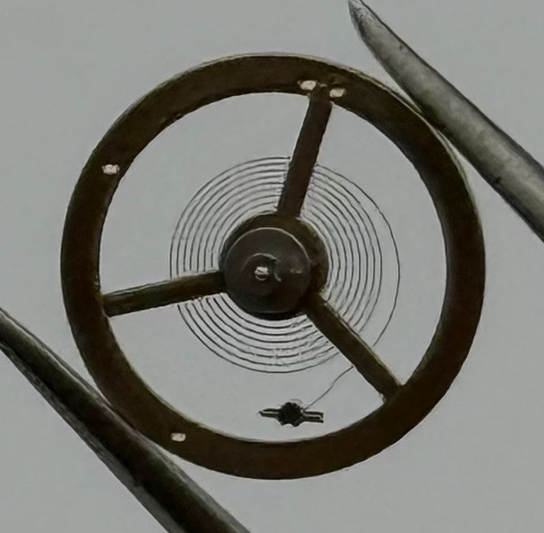 EB 1333 Balance Wheel Complete And Spring 8¾’’’ Renata 118 Watch Movement Parts