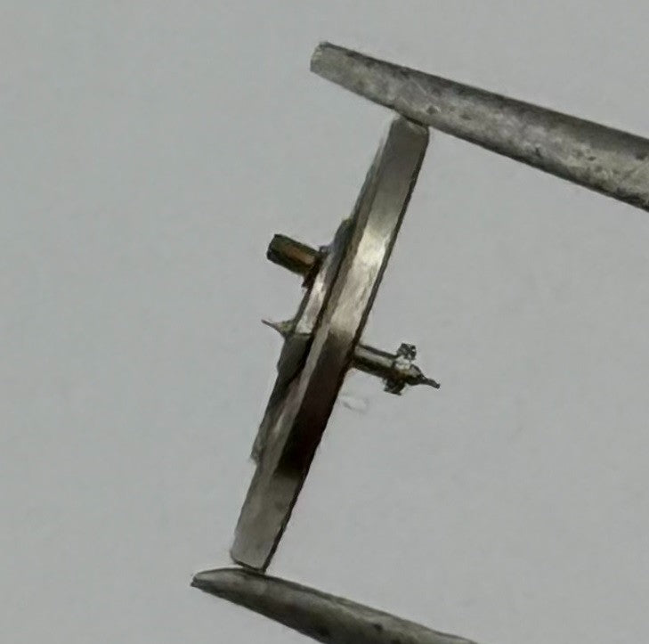 Oris 410 Balance Wheel Complete And Spring 5¼’’’ 330 M Watch Movement Parts NOS
