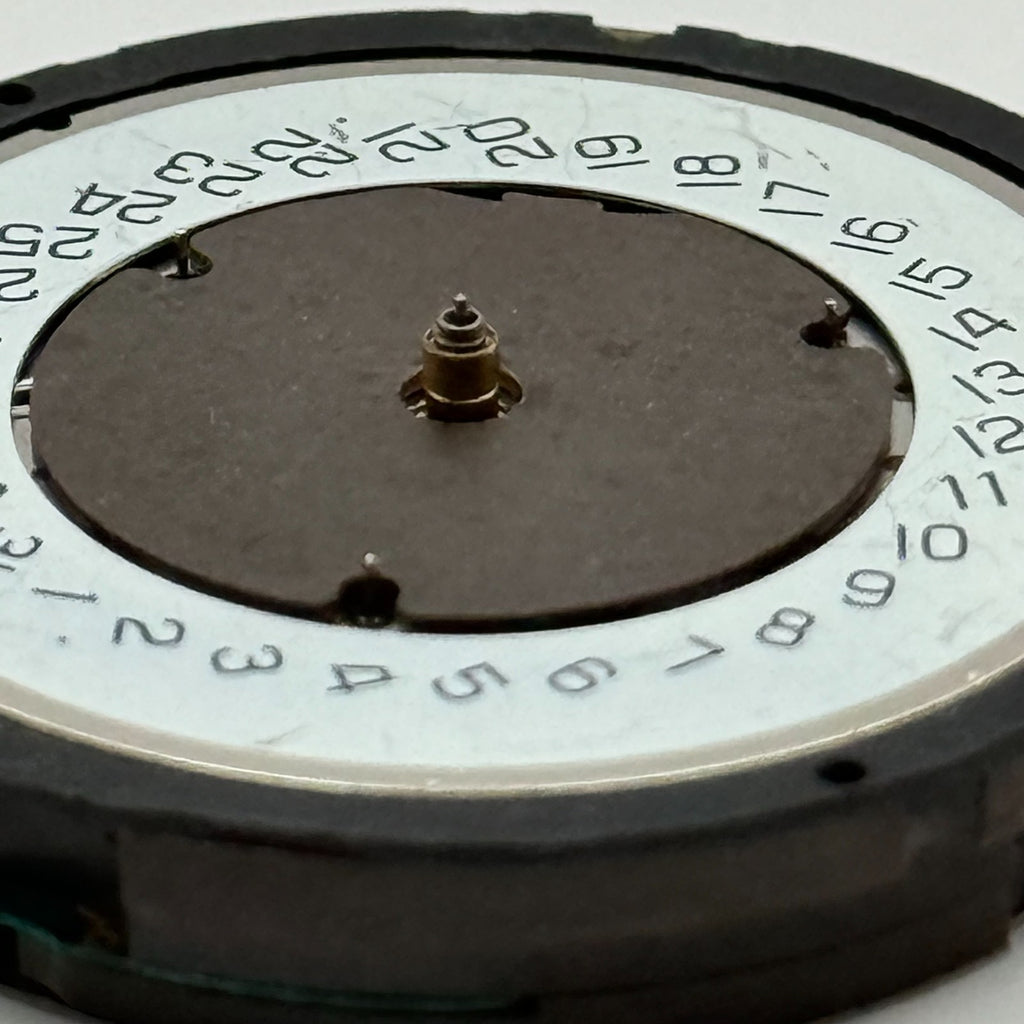 ETA G10.711 Watch Movement Quartz 4 Jewels Swiss Parts Repair Spares 31.7mm