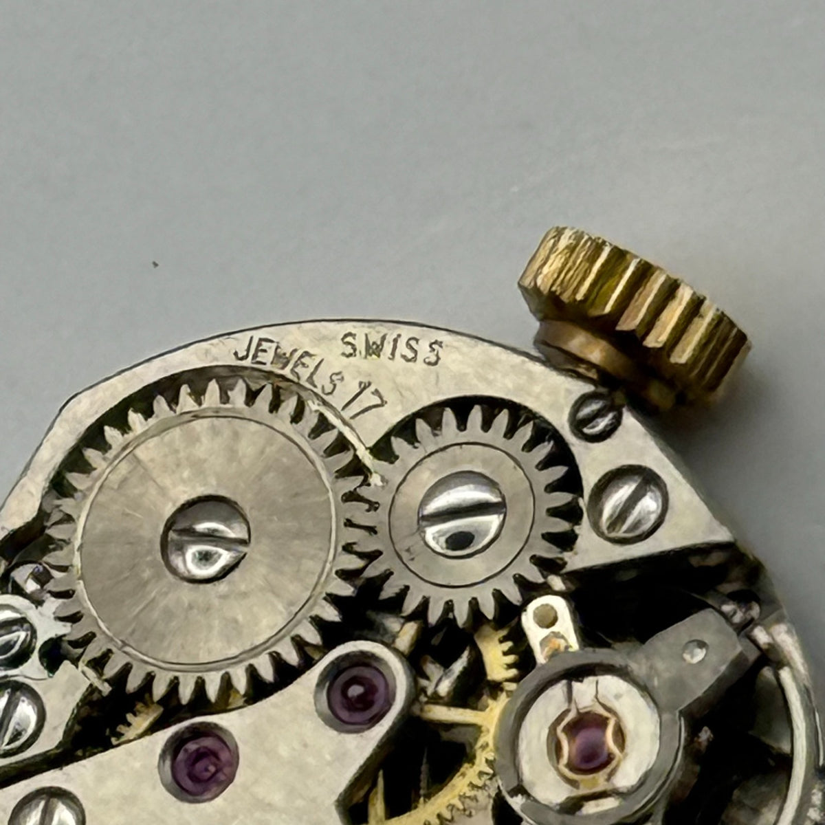 FEF 6662 Watch Movement Running Avia Swiss 17 Jewels Manual Wind Parts 15.3mm