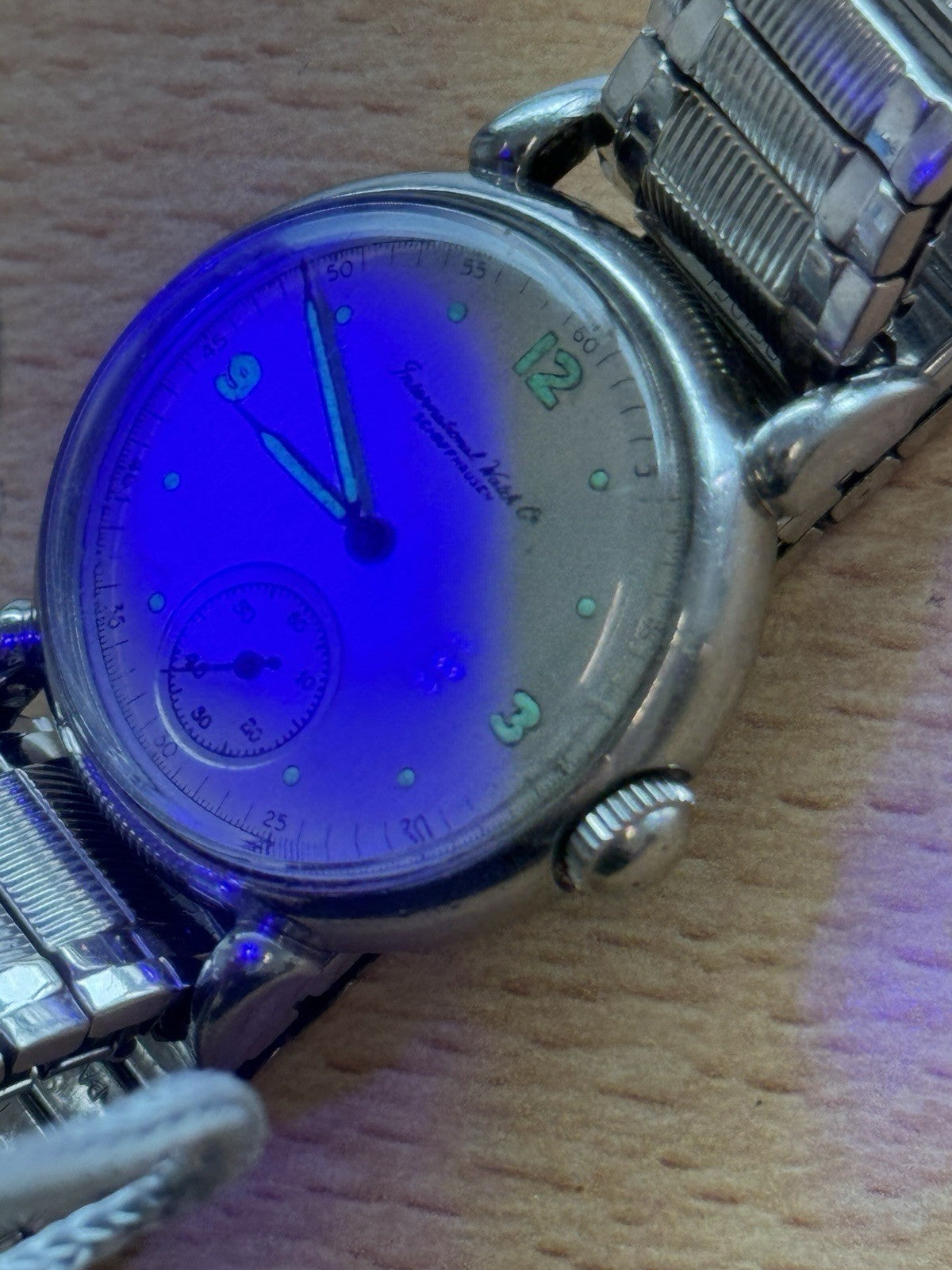 IWC Calibre 83 Watch Movement - Rare Sought After Calibre - For Parts / Repair