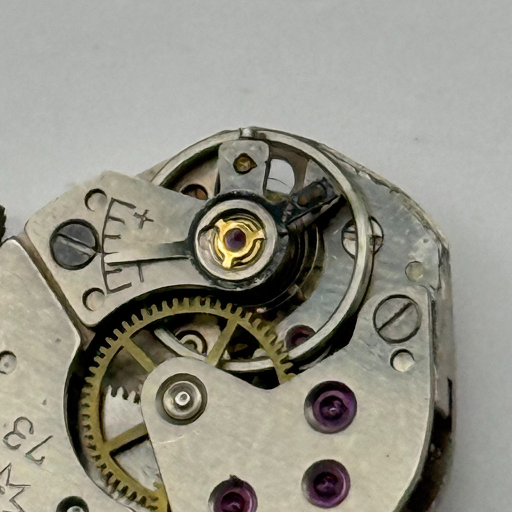 Junghans J73 Watch Movement Running Germany 15 Jewels Manual Wind Parts 15.2mm
