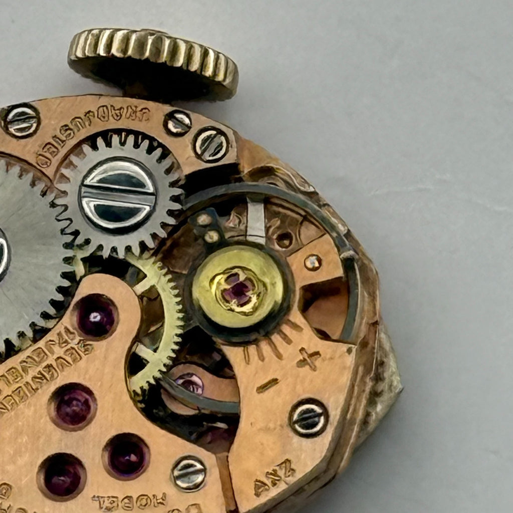 AS 1491 Watch Movement Running A. Schild Benrus DZ 2F Swiss 17 Jewels Parts 13mm