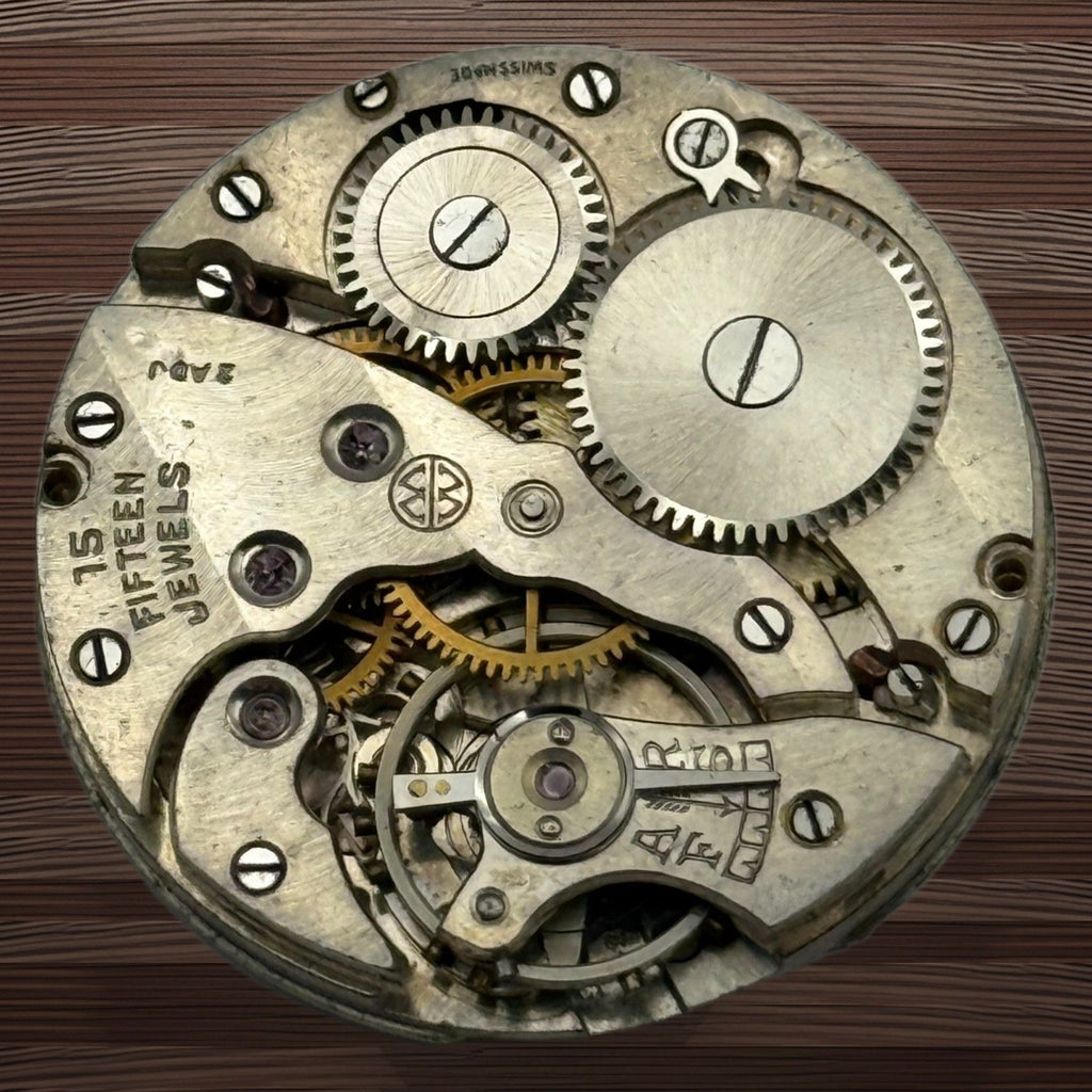 Majex EW 585 Watch Movement - 15 Jewels - For Parts / Repair - 26.8mm