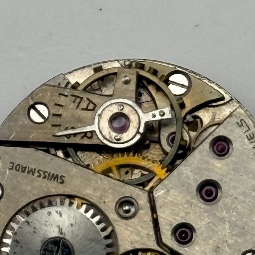 Unidentified Watch Movement Avia Swiss 15 Jewels Manual Wind Parts Repair 19.6mm