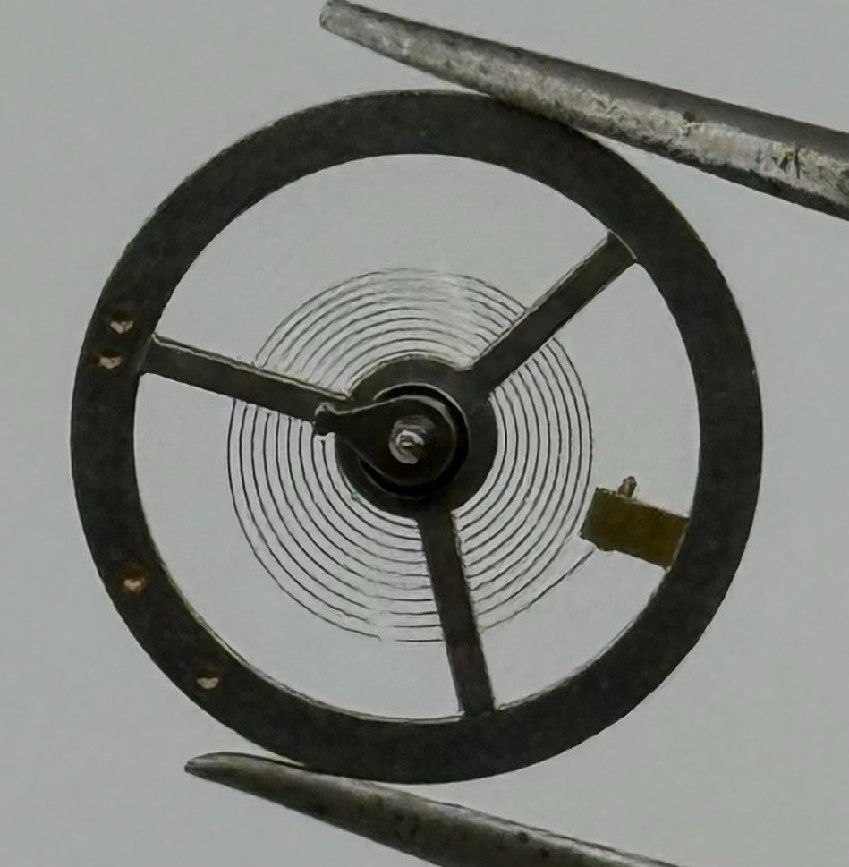 Desa 320 Balance Wheel Complete And Spring Renata 1607 Watch Movement Parts NOS