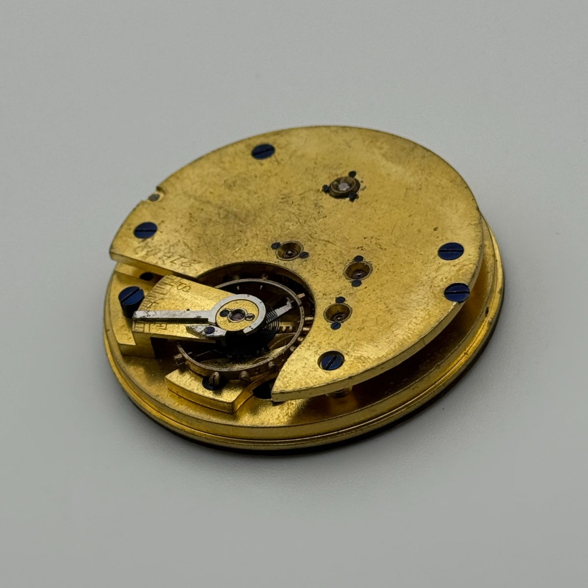 English Lever Pocket Watch Movement - Unidentified - Parts / Repair - 44.8mm