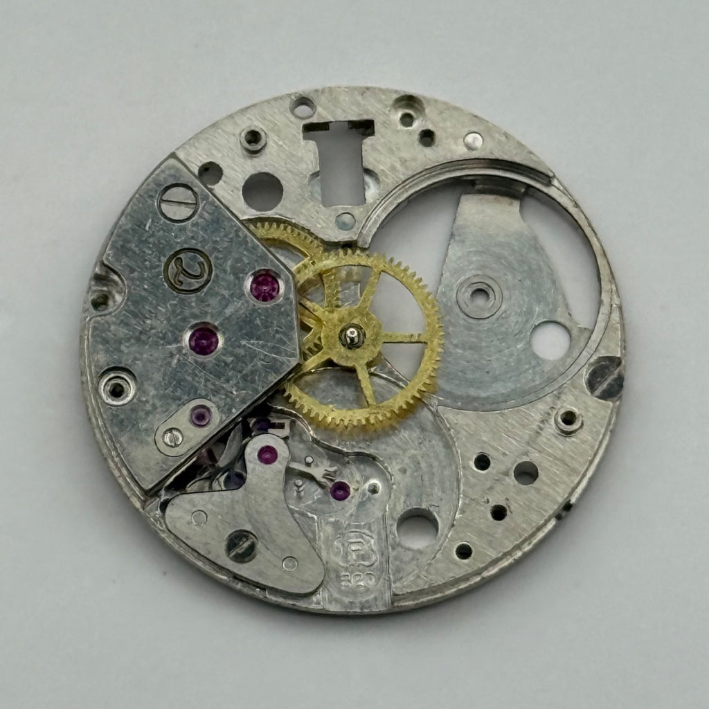 Peseux P 320 Watch Movement - For Parts / Repair - 23.6mm