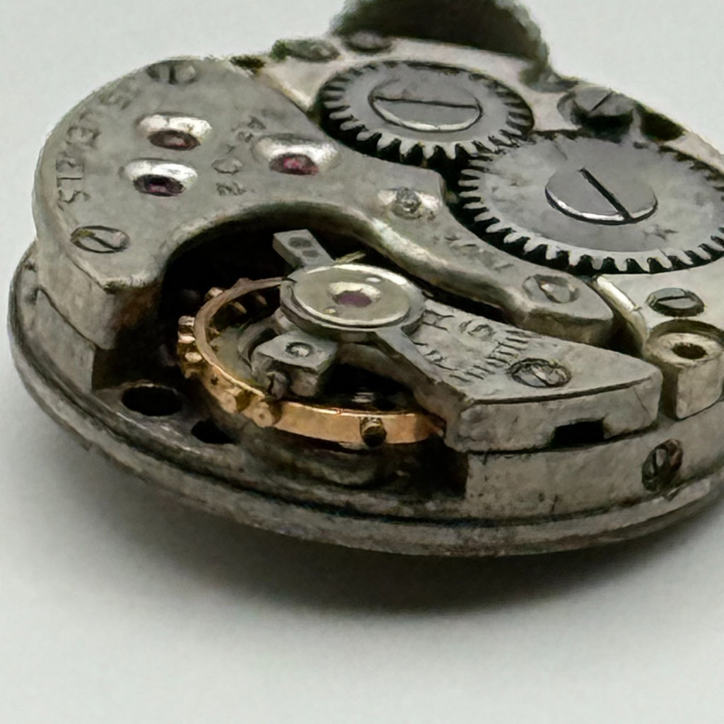 Sapho 2 Watch Movement - 15 Jewels 3 ADJ. - For Parts / Repair - 15.1mm