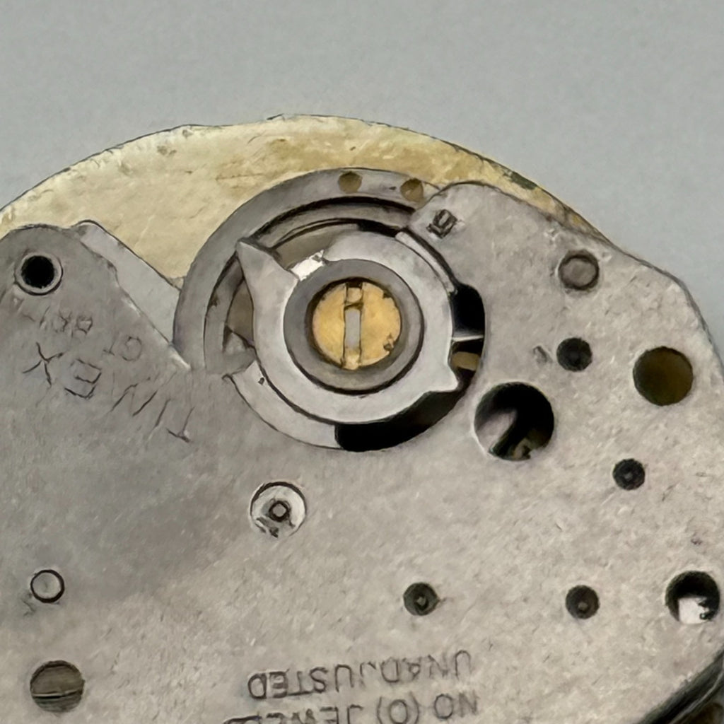 Timex 482 Watch Movement Great Britain 0 Jewel Manual Wind Parts Repair 18.1mm