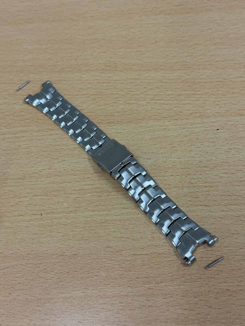 Seiko 33Z9-Z-I Bracelet - For Chronograph Model - 22mm Ends - Stainless Steel