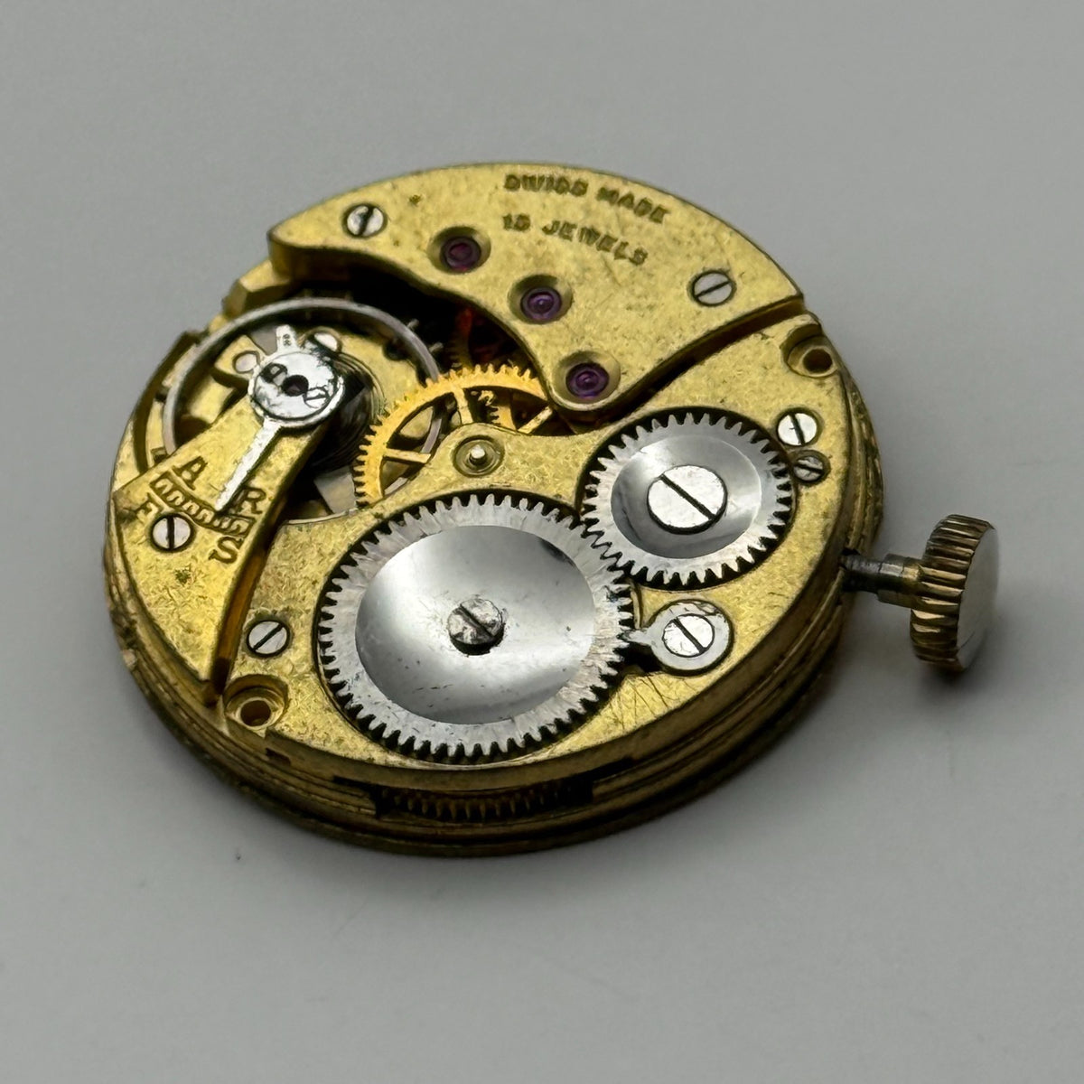 Unidentified Watch Movement Running 15 Jewels Swiss Manual Wind Parts 24.9mm