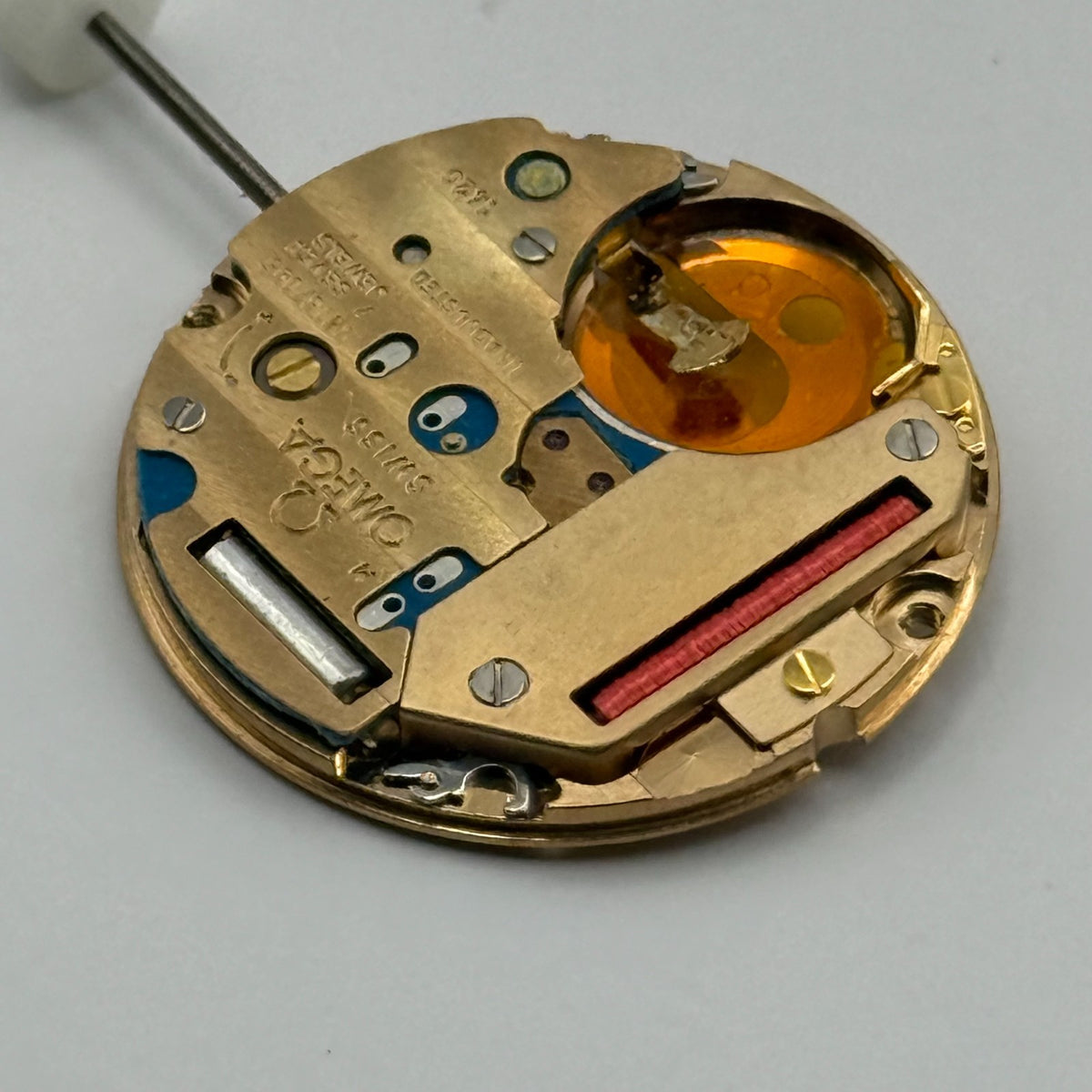 Omega 1420 Watch Movement - Running - Incomplete - For Parts / Repair - 23.9mm