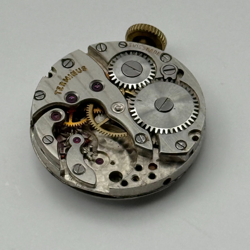 Unidentified Watch Movement Terminus Swiss Incomplete Parts Repair 19.3mm