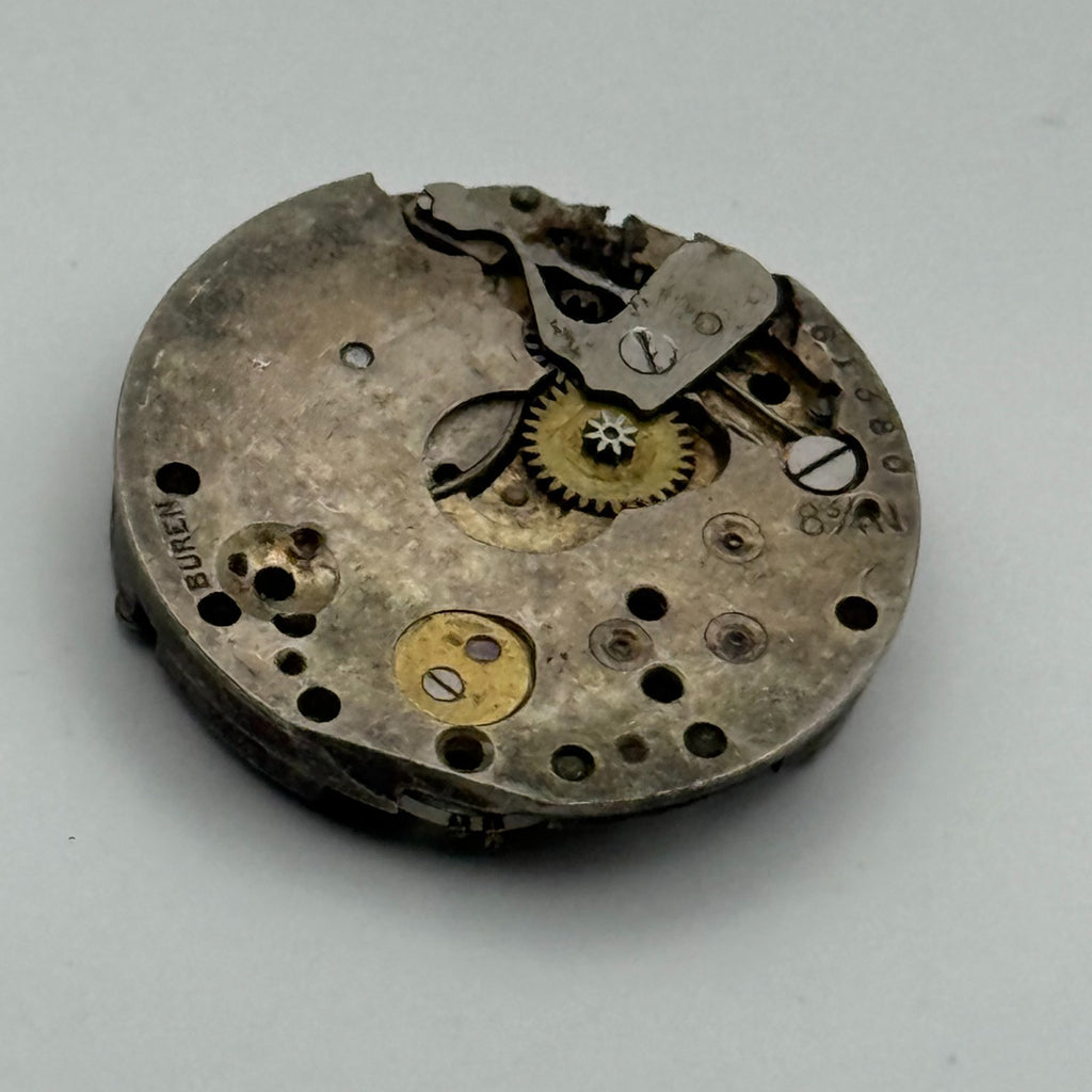 Buren 8 3/4 15 Jewels Watch Movement - For Parts / Repair - 19.7mm