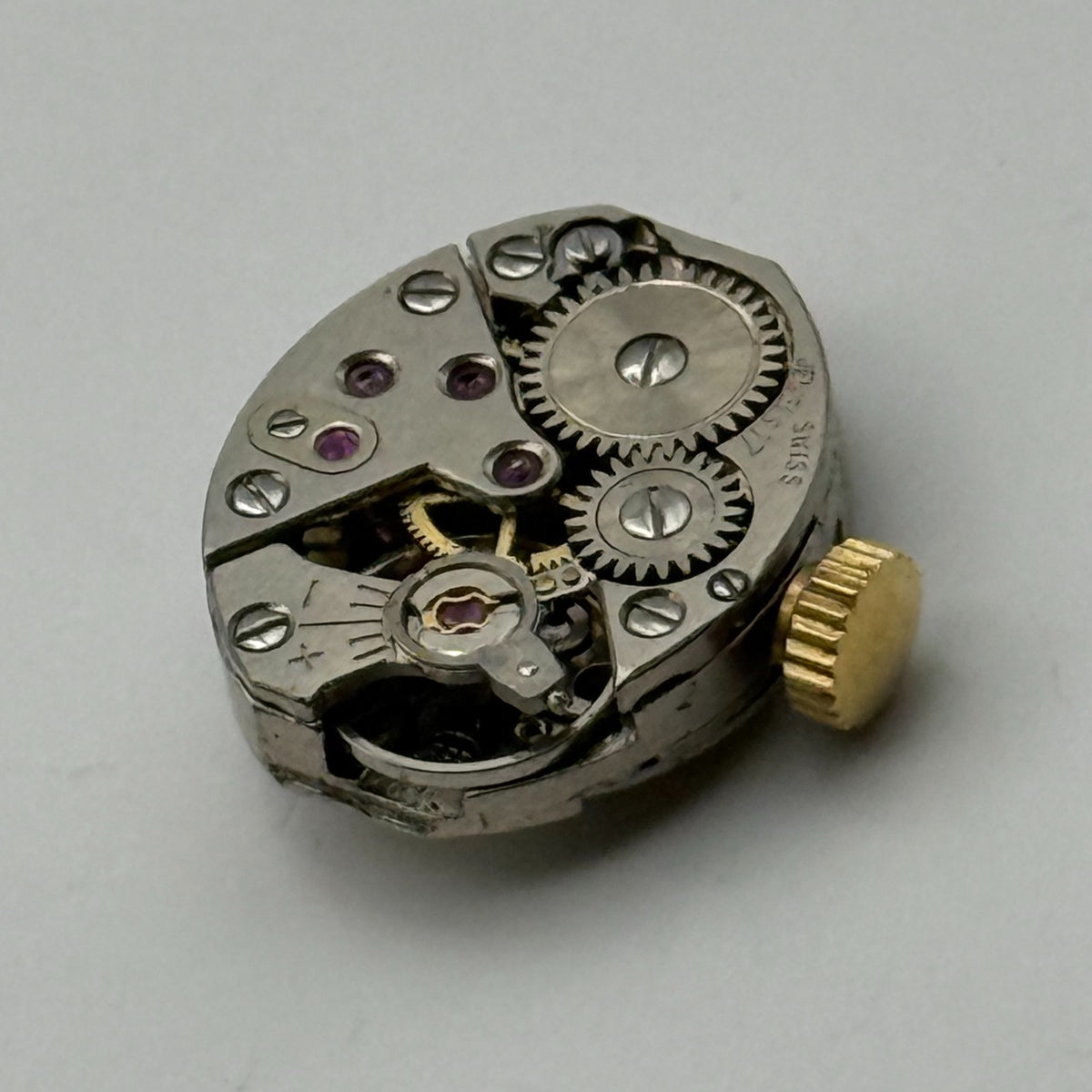 FEF 6662 Watch Movement Running Avia Swiss 17 Jewels Manual Wind Parts 15.3mm
