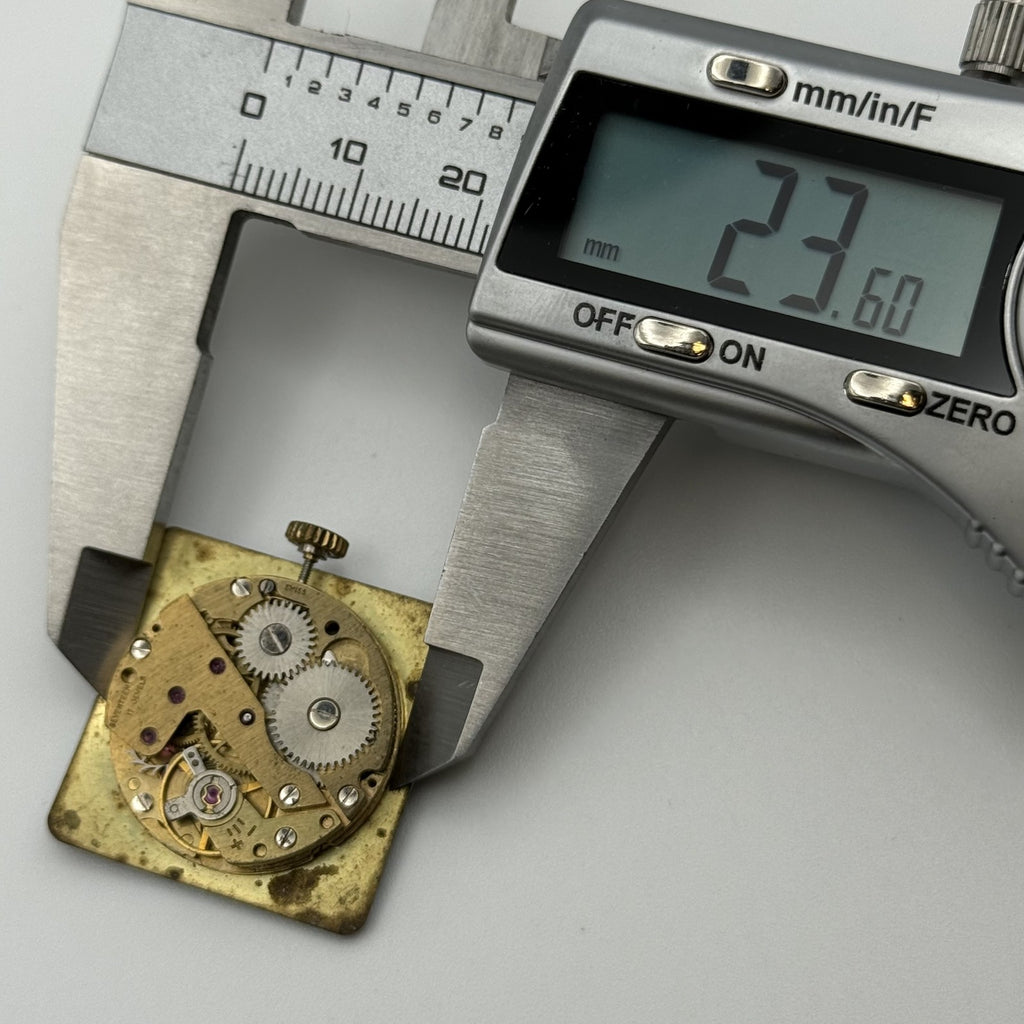 SGT 200-1 Watch Movement - For Parts / Repair