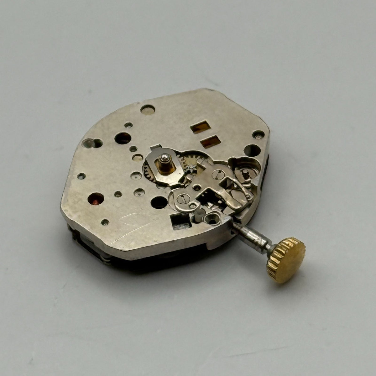 Harley 672 Watch Movement Quartz Swiss Untested Parts Repair Spares 15.3mm