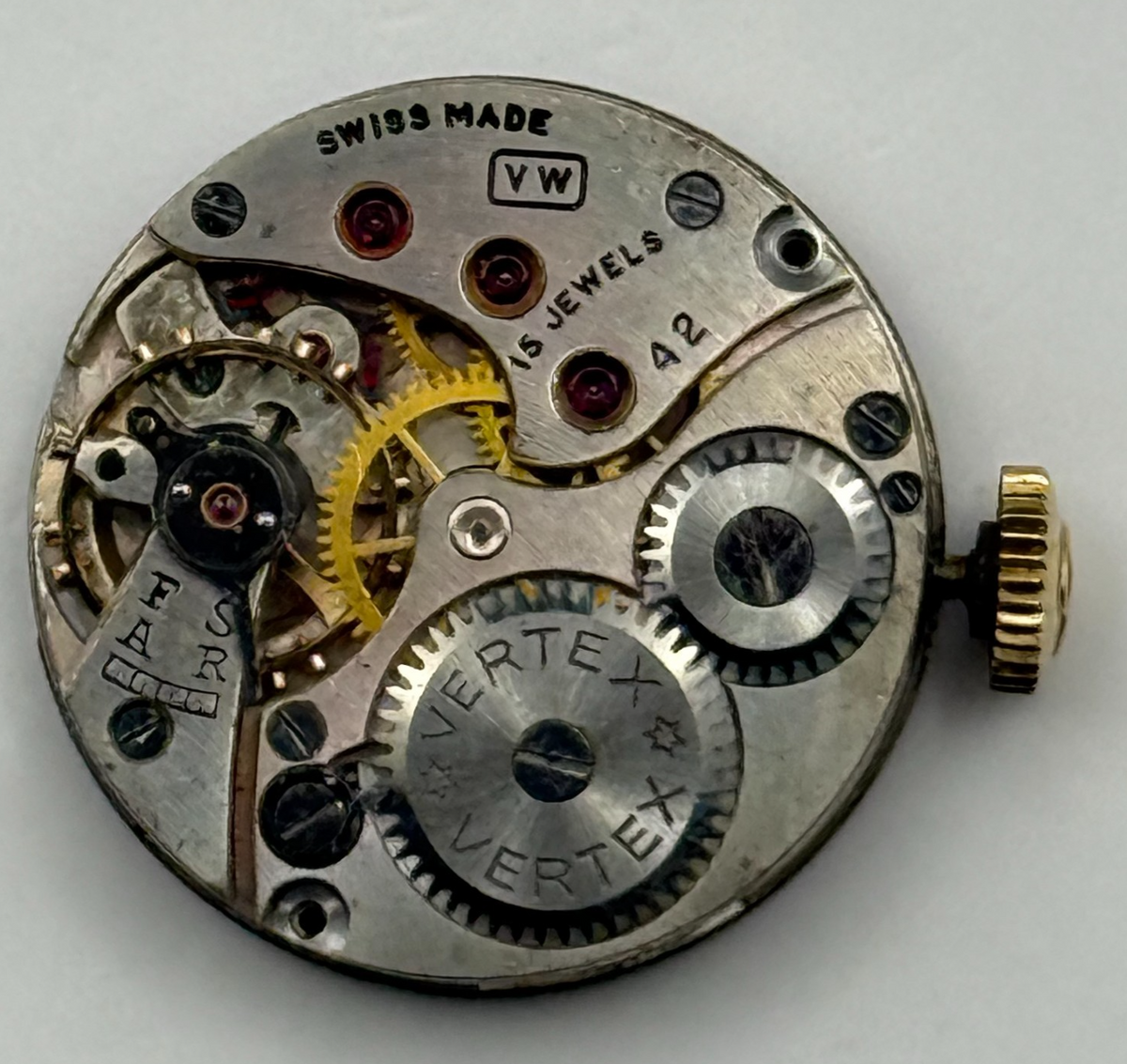 Vertex 42 Watch Movement - VW 15 Jewels - Running - For Parts / Repair - 19.6mm