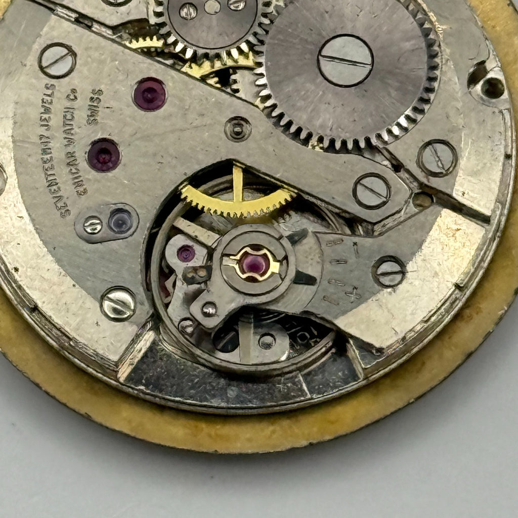 Enicar 1012B Watch Movement A-R 17 Jewels Running Manual Wind Vintage Parts 26mm