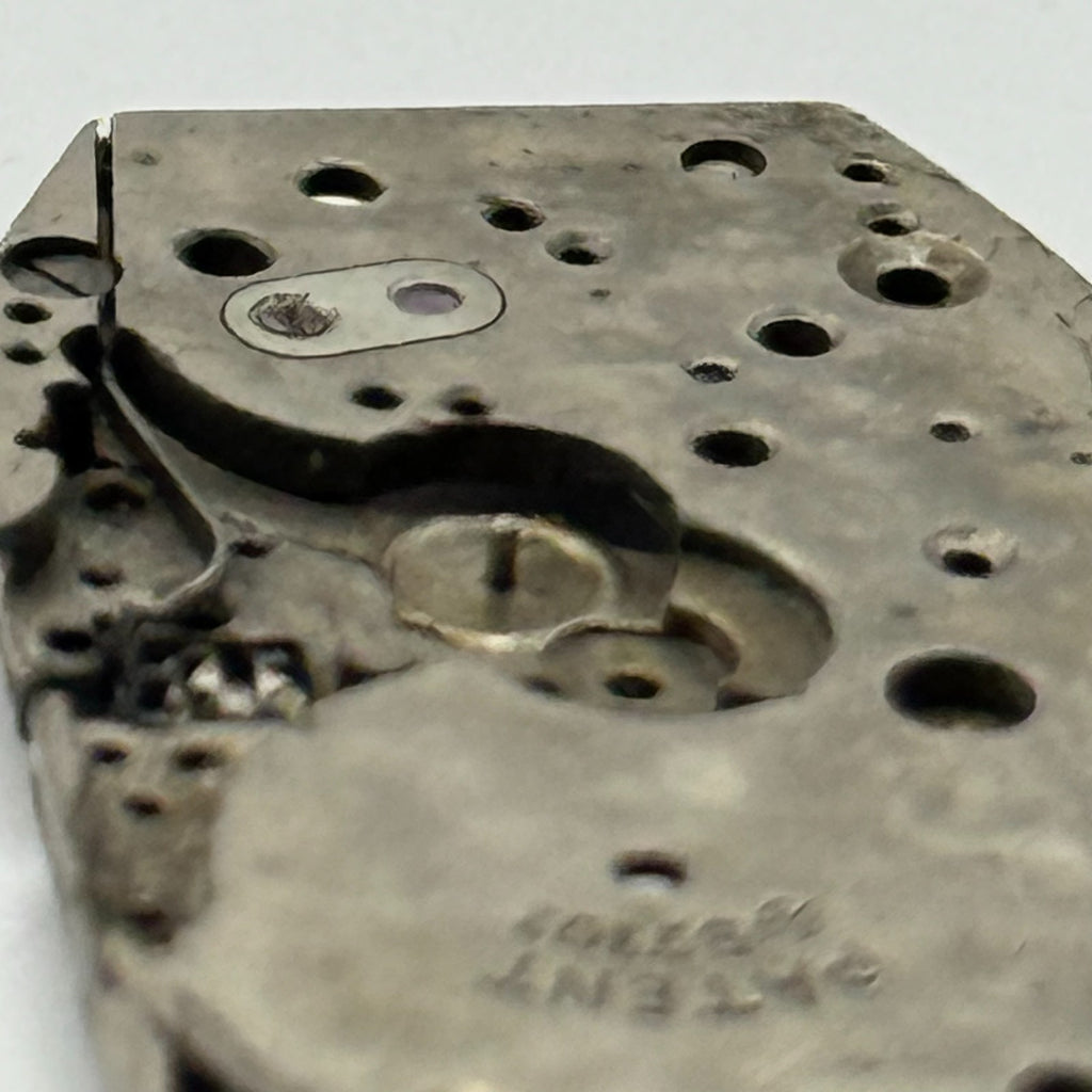 EB Watch Movement Swiss Incomplete Patent 97101 Vintage Parts Repair 15.4mm