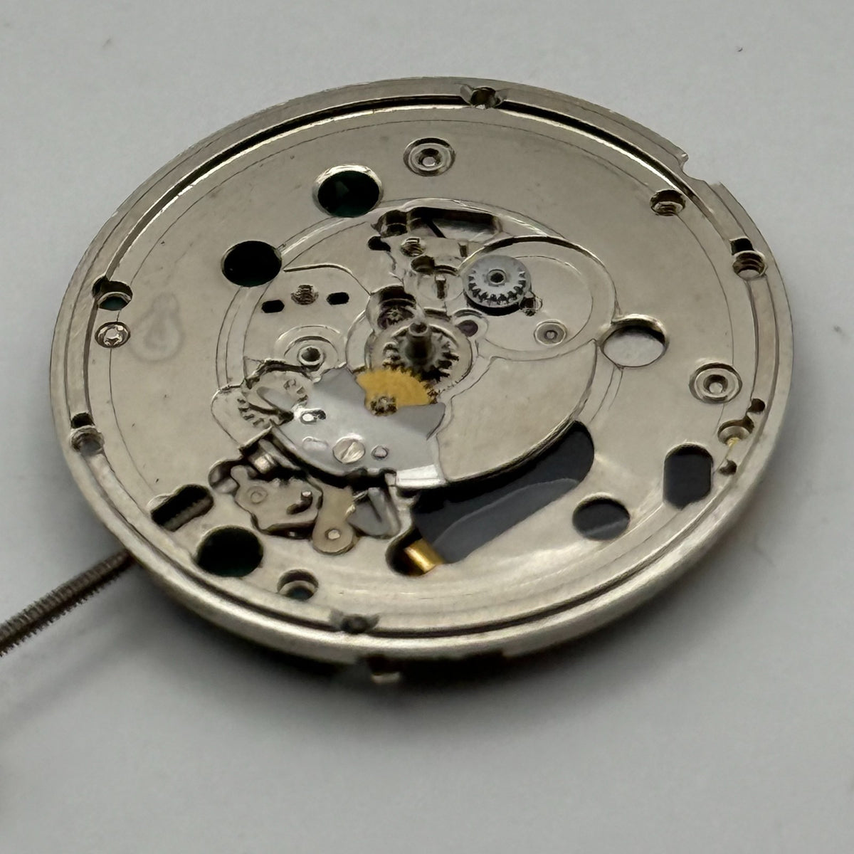 ETA 555.412 Watch Movement Running Quartz Swiss 7 Jewels Parts Repair 23.9mm