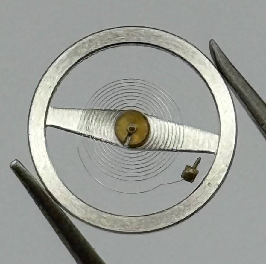 RL Rax 1013 1237 Balance Wheel Complete And Spring 1679 Watch Movement Parts NOS