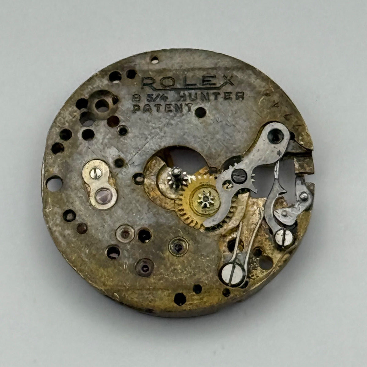 Rolex 8 3/4 Hunter Watch Movement 15 Rubies Fab Suisse For Parts / Repair 19.7mm