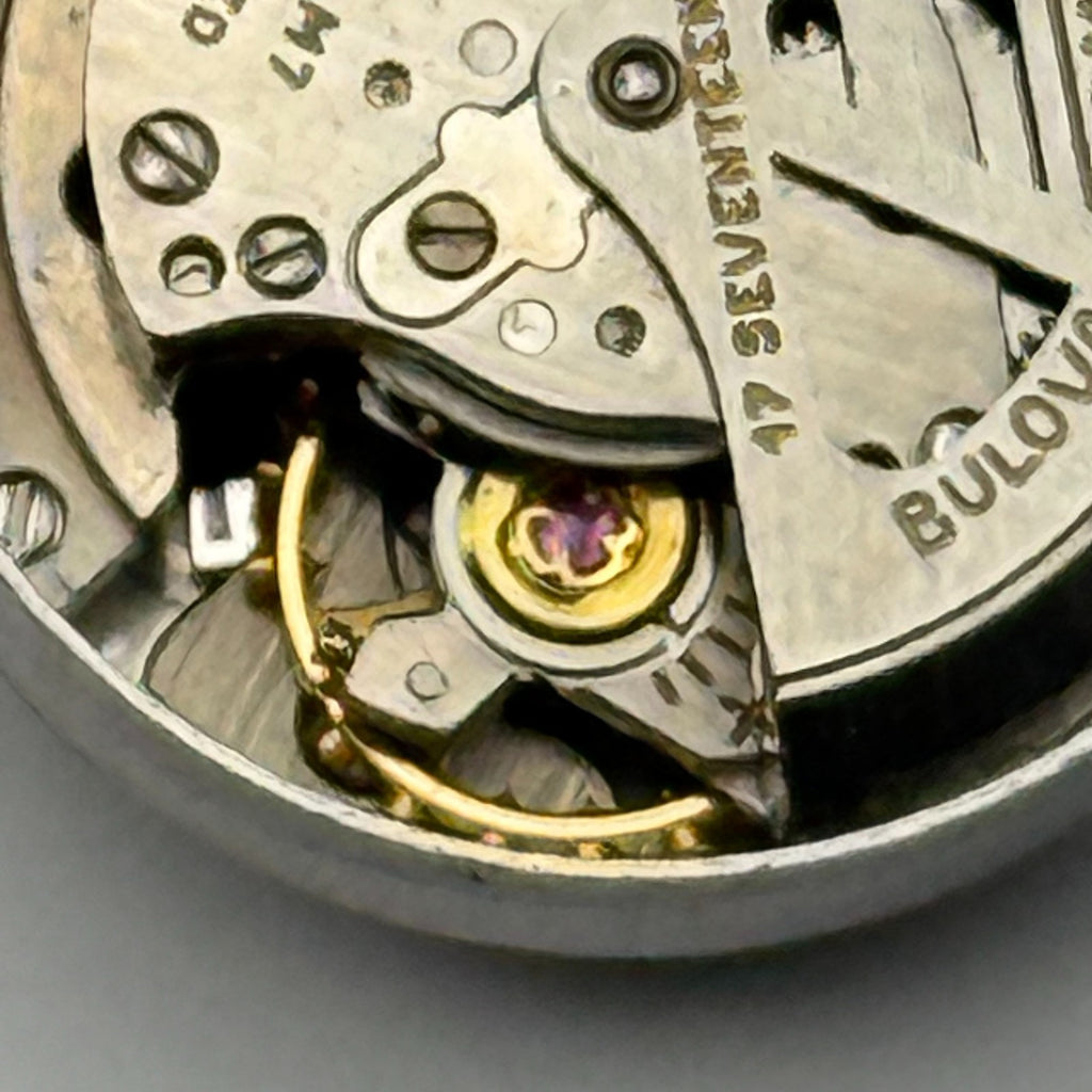 Bulova 6CMAC Watch Movement Running 17 Jewels Swiss Automatic Parts 16.4mm
