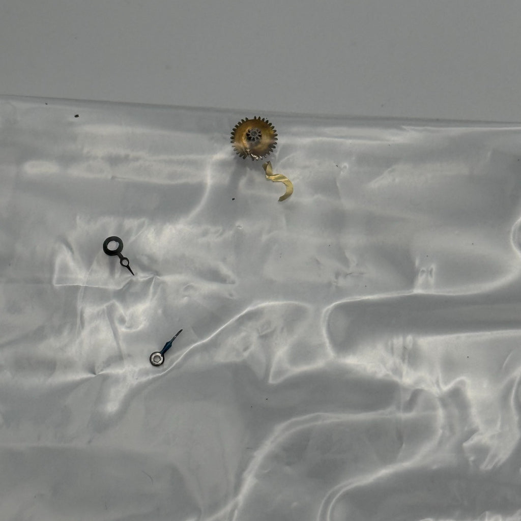 FHF Watch Movement - Fontainemelon - For Parts / Repair