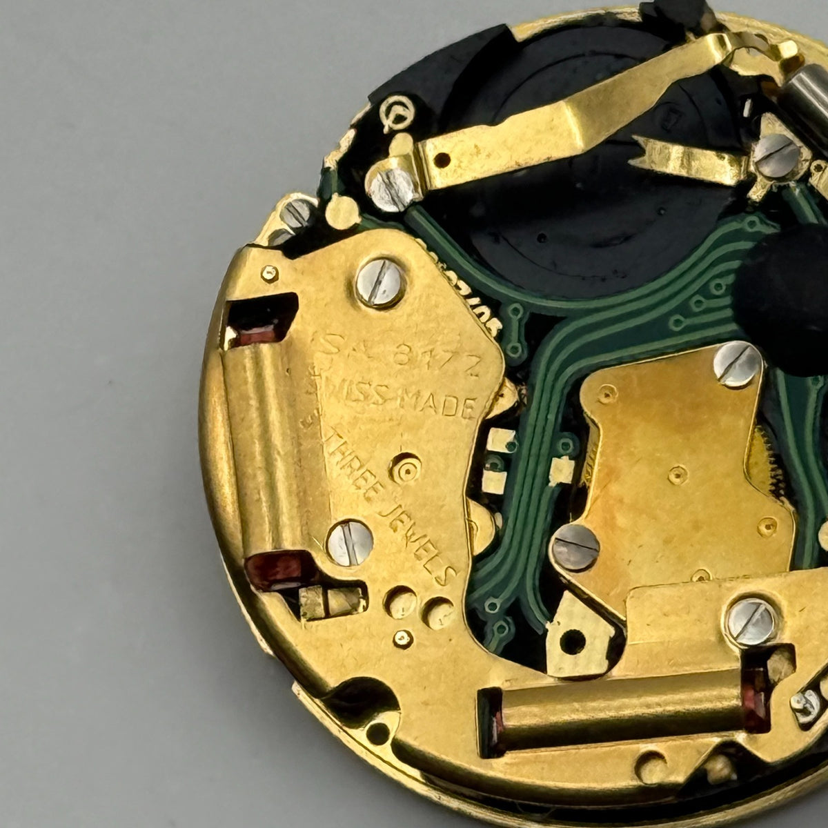 ISA 8172 Watch Movement Quartz Swiss Date 3 Jewels Vintage Parts Repair 26.1mm