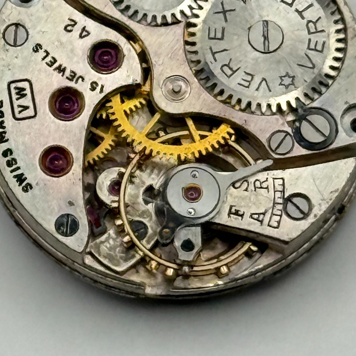 Vertex 42 Watch Movement - VW 15 Jewels - Running - For Parts / Repair - 19.6mm
