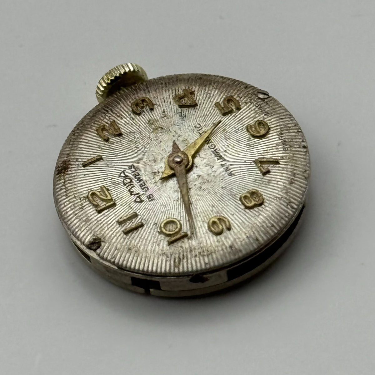 Amida 585 Watch Movement 15 Jewels Swiss Manual Wind Vintage Parts Repair 18.3mm