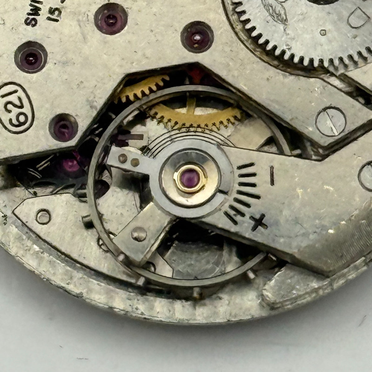 Record 621 Watch Movement - 15 Jewels - For Parts / Repair - 27mm