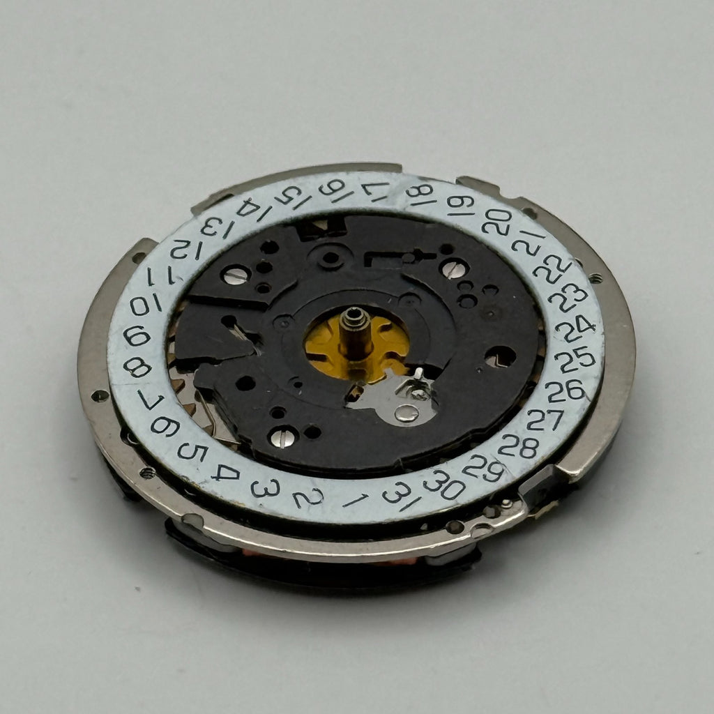 ISA 8172 Watch Movement Quartz Date 3 Jewels Swiss Vintage Parts Repair 26.1mm