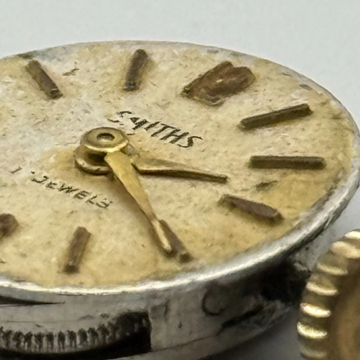 FE 68E4 Watch Movement Smiths 17 Jewels Swiss Manual Wind Parts Repair 13.1mm