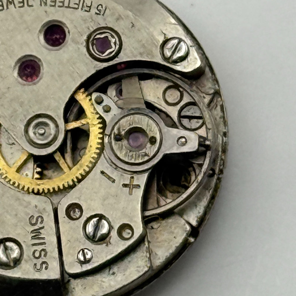 Amida 585 Watch Movement 15 Jewels Swiss Manual Wind Vintage Parts Repair 18.3mm