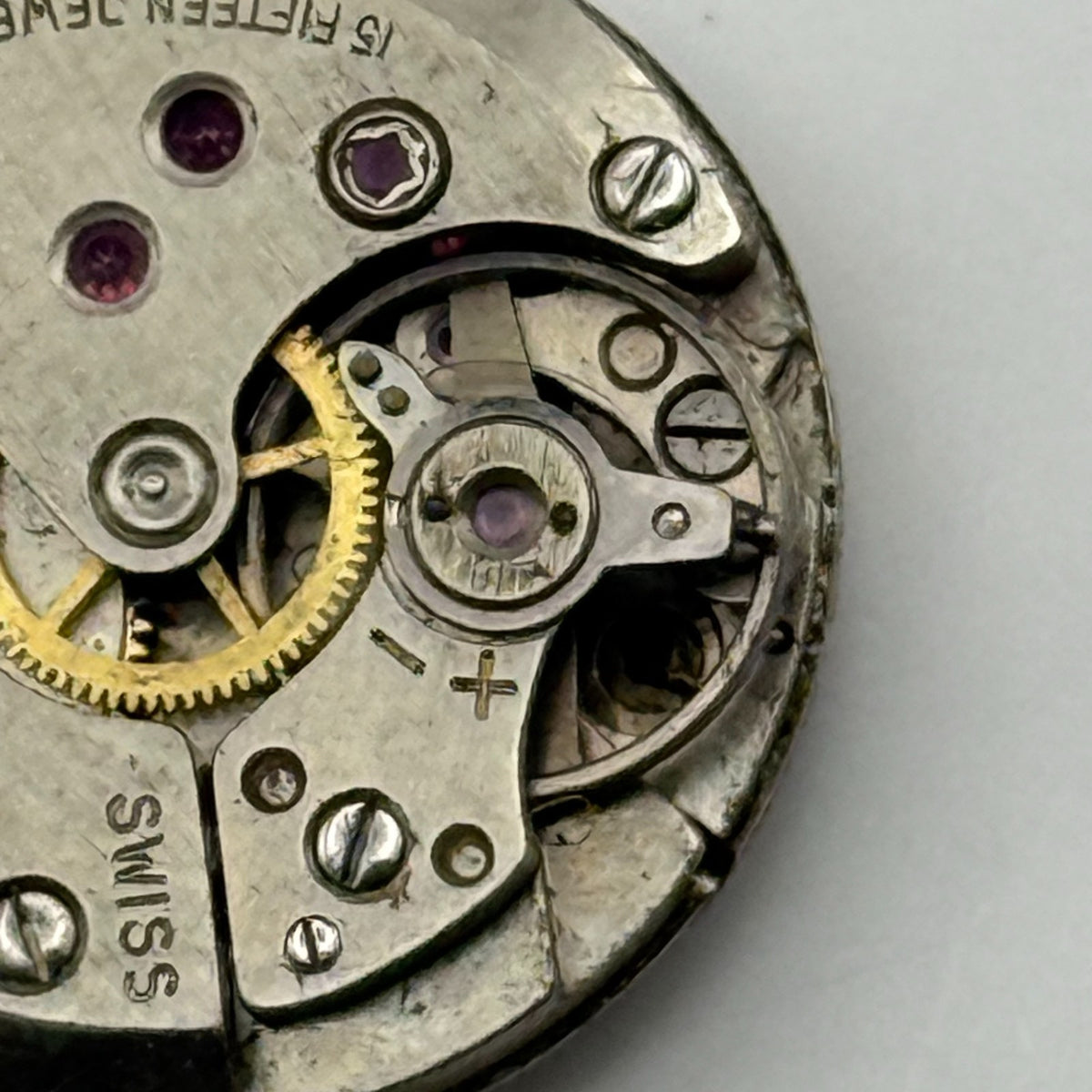 Amida 585 Watch Movement 15 Jewels Swiss Manual Wind Vintage Parts Repair 18.3mm