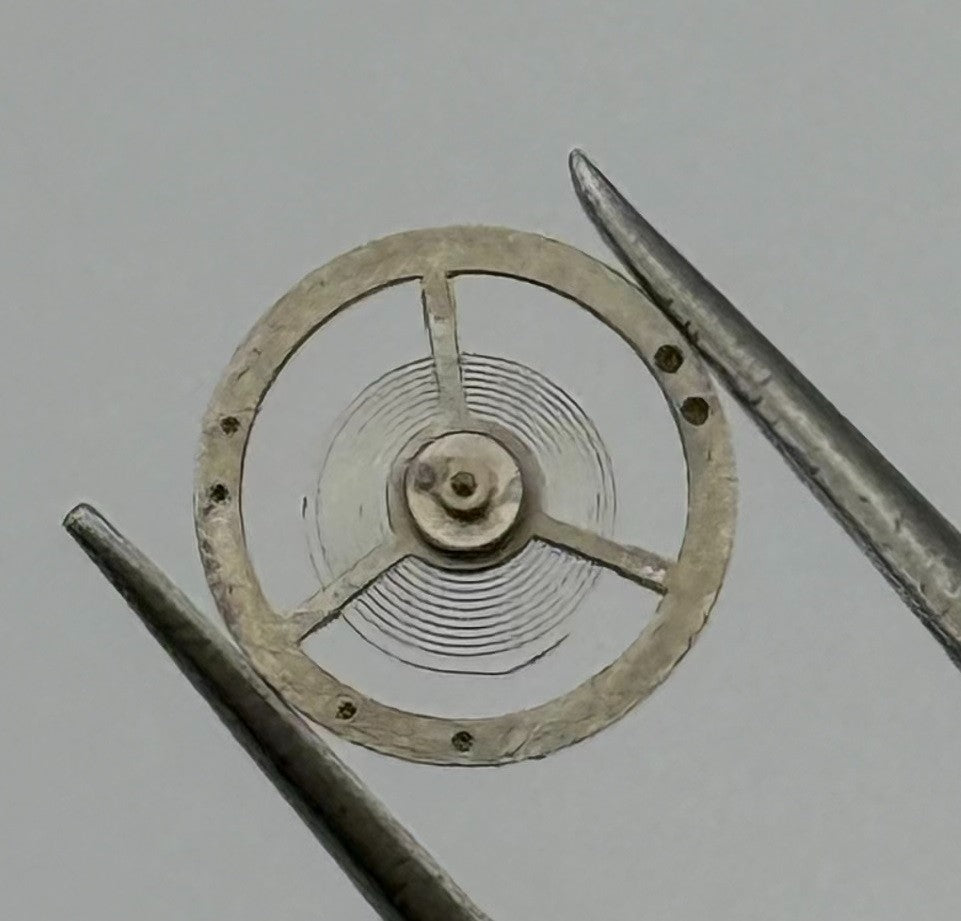 Smiths XY 230 Balance Wheel Complete And Spring 1718 M Watch Movement Parts NOS