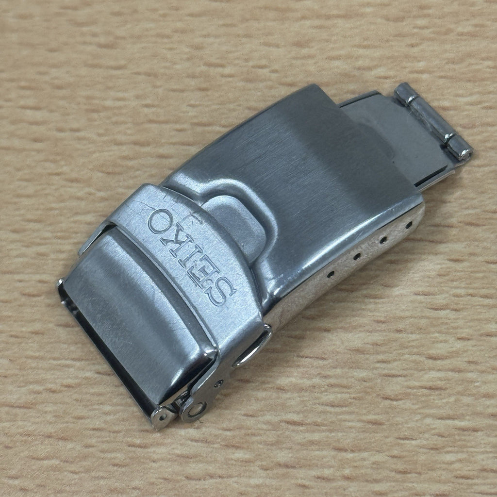 Seiko V172-0AC0 Watch Deployment Clasp - Seiko Solar Chronograph Spare Parts