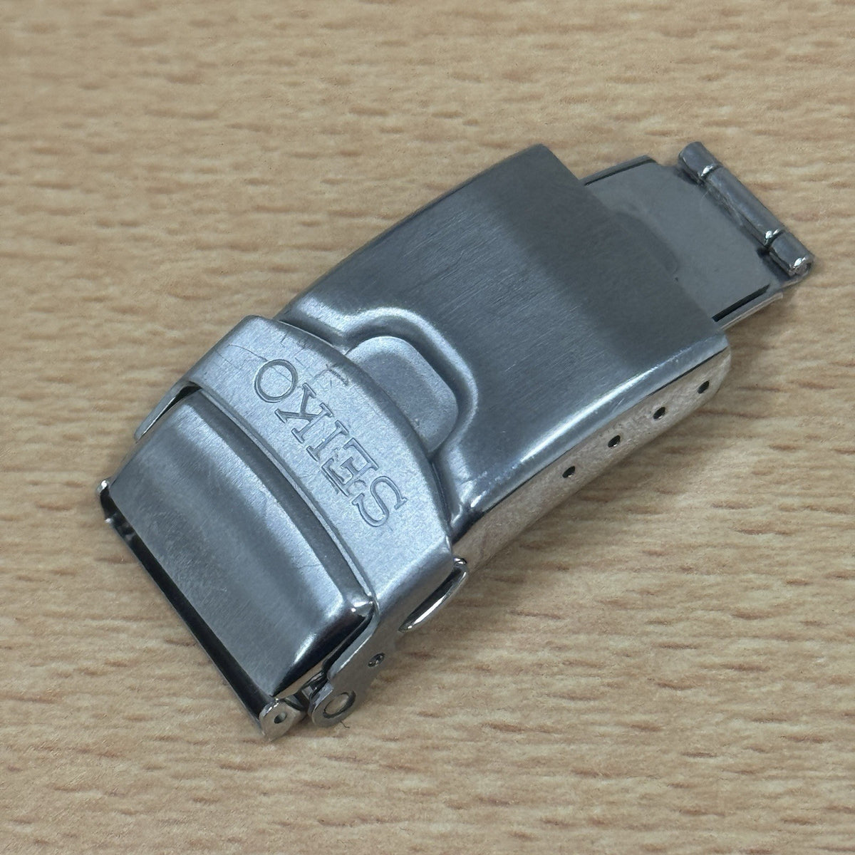 Seiko V172-0AC0 Watch Deployment Clasp - Seiko Solar Chronograph Spare Parts
