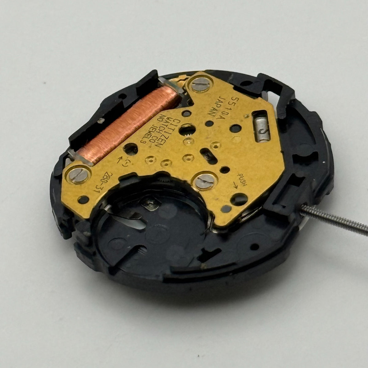 Citizen 5510A Watch Movement Quartz Japan No Jewel Untested Parts Repair 15.3mm
