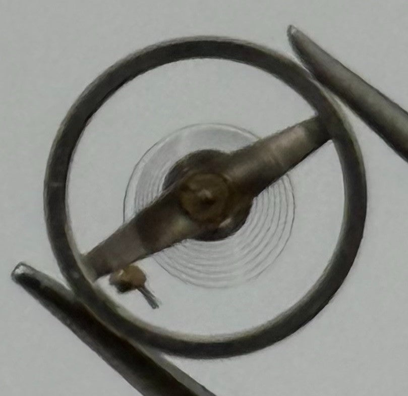 Oris 440 442 Balance Wheel Complete And Spring Pour Watch Movement Parts NOS