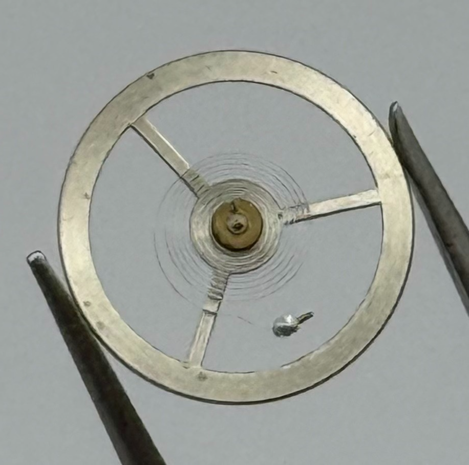 EB 1197 Balance Wheel Complete And Spring 10½’’’ 109 M Watch Movement Parts NOS