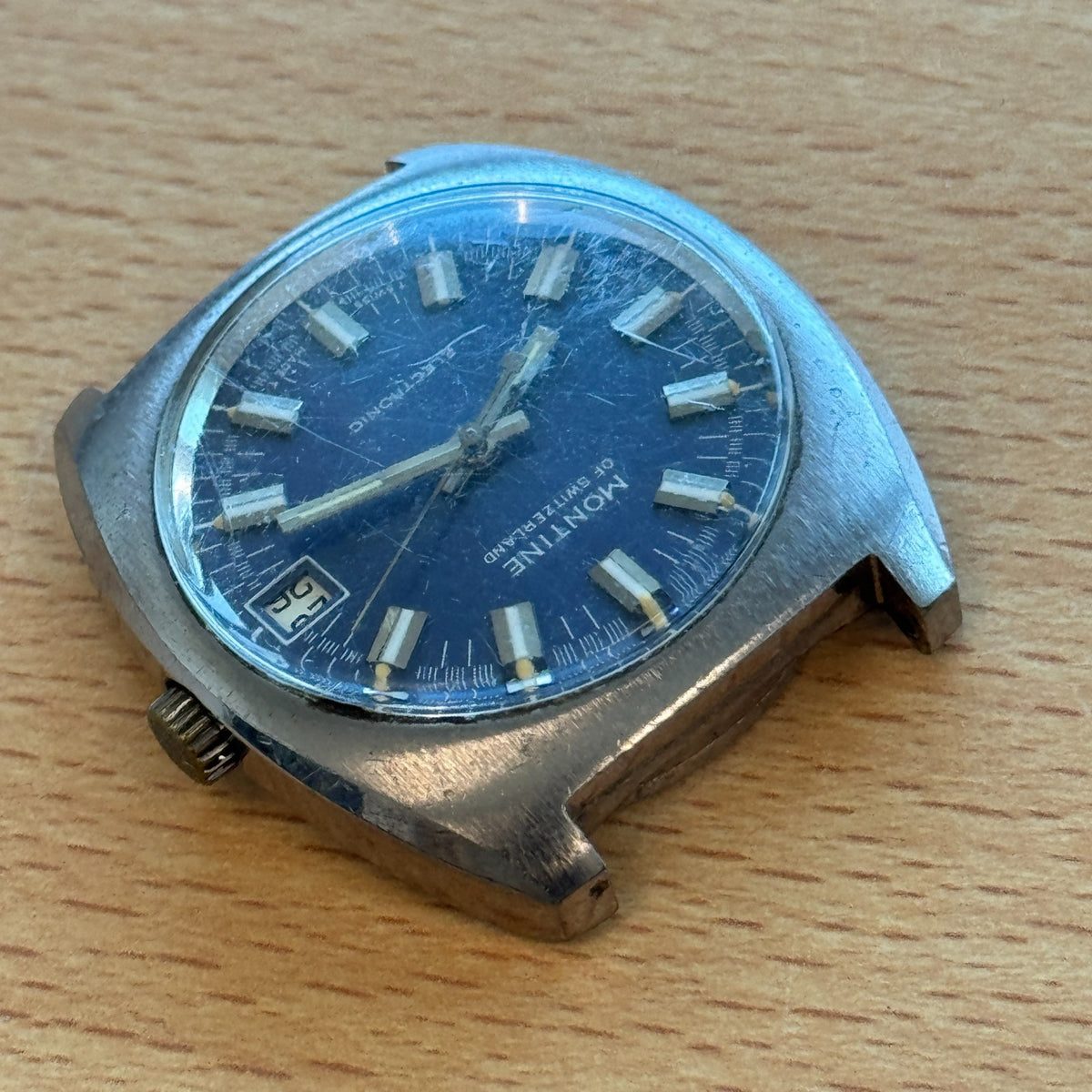 Avia Electronic ESA 9157 Watch - For Parts / Repair - Rare Vintage Men’s 36mm
