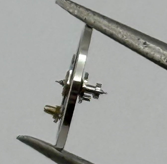 RL 8013 /2 Balance Wheel Complete And Spring 8¾’’’ 5000 Watch Movement Parts NOS