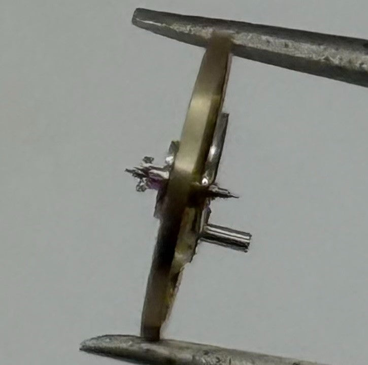 FEF 6660 Balance Wheel Complete And Spring Renata 1711 Watch Movement Parts NOS